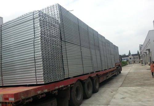 如何选择优质湖南钢跳板厂家 重视产品质量与门窗制造工艺